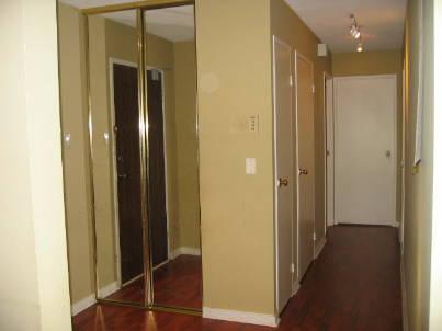 1906 - 21 Knightsbridge Rd, Condo with 2 bedrooms, 1 bathrooms and 1 parking in Brampton ON | Image 3