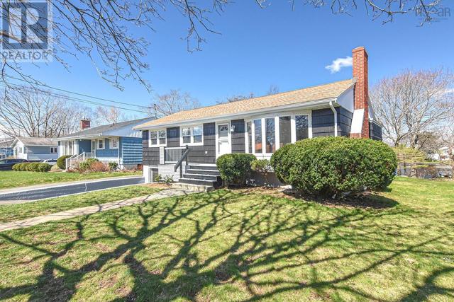 31 Limardo Drive, House detached with 3 bedrooms, 1 bathrooms and null parking in Halifax NS | Image 2