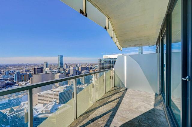 4211 - 197 Yonge St, Condo with 1 bedrooms, 1 bathrooms and 1 parking in Toronto ON | Image 28