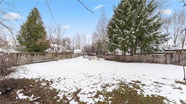 825 Cunningham Crescent, House detached with 3 bedrooms, 1 bathrooms and 3 parking in Brockville ON | Image 17