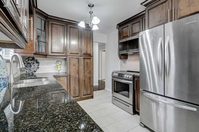33 Edenridge Dr, House semidetached with 5 bedrooms, 3 bathrooms and 6 parking in Brampton ON | Image 38