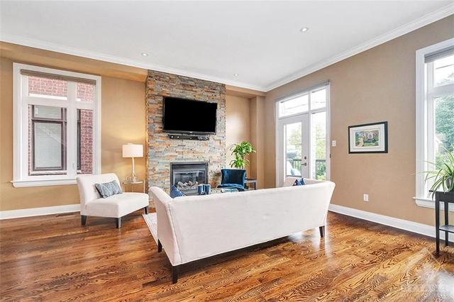 71 Herridge Street, Home with 3 bedrooms, 4 bathrooms and 2 parking in Ottawa ON | Image 7