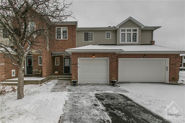 4431 Wildmint Square, Townhouse with 3 bedrooms, 3 bathrooms and 4 parking in Ottawa ON | Image 1