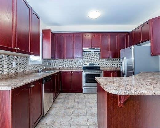 24 Accent Circ, House semidetached with 3 bedrooms, 3 bathrooms and 2 parking in Brampton ON | Image 6