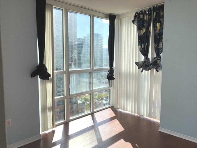 1708 - 1 Pemberton Ave, Condo with 2 bedrooms, 2 bathrooms and 1 parking in Toronto ON | Image 9