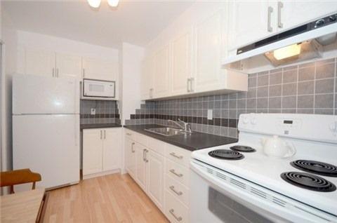 2117 - 1 Massey Sq, Condo with 1 bedrooms, 1 bathrooms and 1 parking in Toronto ON | Image 8
