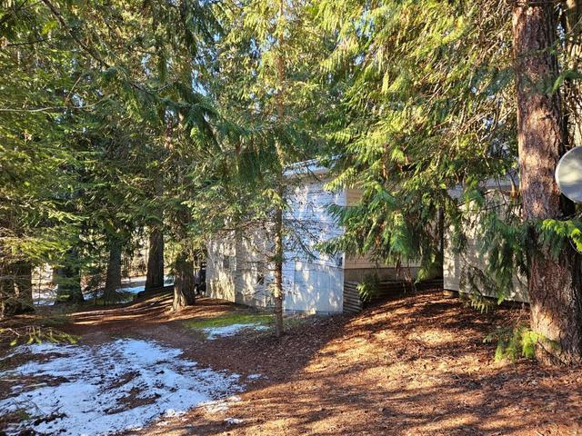 534 Bayview Road, House detached with 2 bedrooms, 2 bathrooms and null parking in Central Kootenay K BC | Image 33