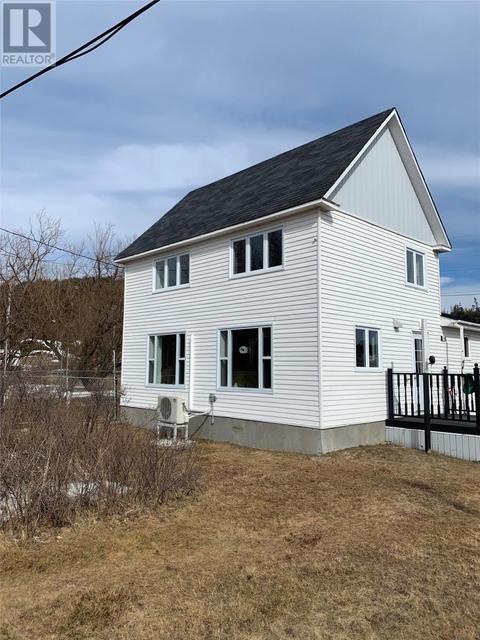 16 Parsons Lane, House detached with 2 bedrooms, 2 bathrooms and null parking in Twillingate NL | Card Image