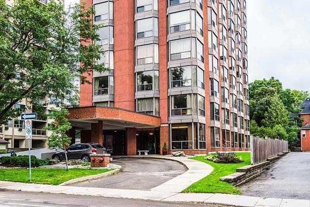 400 - 49 Robinson St, Condo with 2 bedrooms, 2 bathrooms and 1 parking in Hamilton ON | Image 2
