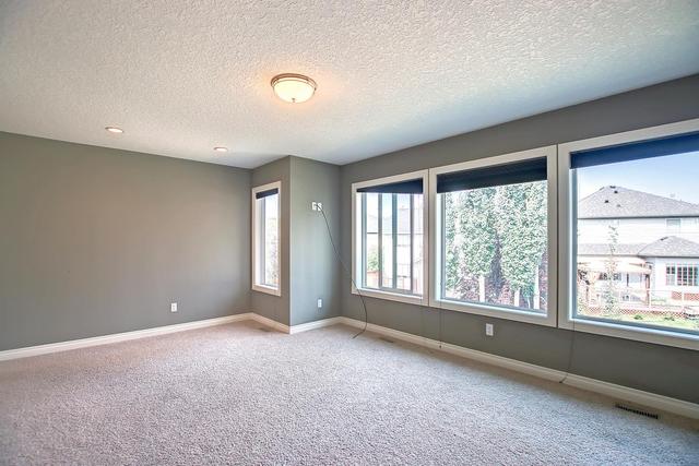 64 Elmont Rise Sw, House detached with 4 bedrooms, 3 bathrooms and 4 parking in Calgary AB | Image 32