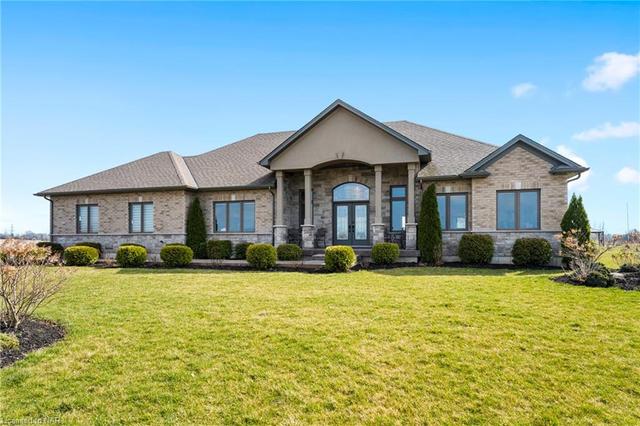 1647 Holland Road, House detached with 4 bedrooms, 3 bathrooms and 26 parking in Thorold ON | Image 1