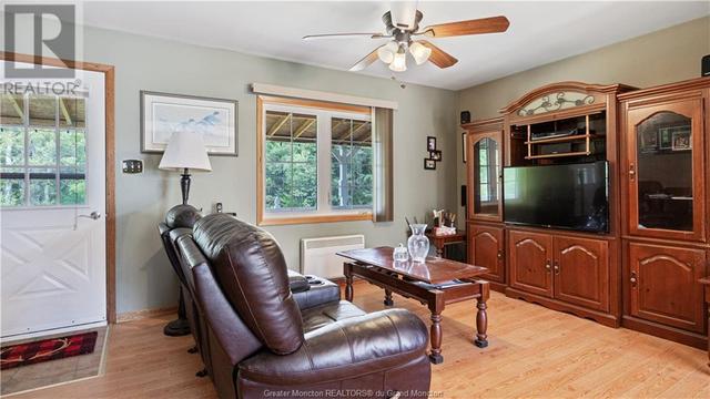 99 Pacific Gallant, House detached with 3 bedrooms, 1 bathrooms and null parking in Saint Charles NB | Image 7