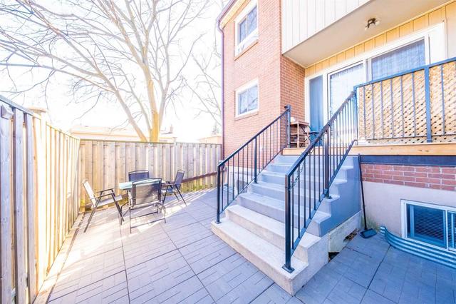 104 - 400 Bloor St E, Townhouse with 3 bedrooms, 2 bathrooms and 2 parking in Mississauga ON | Image 21