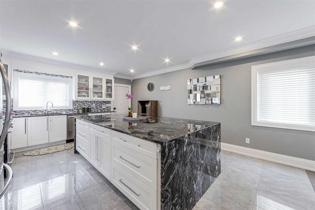 5 Bexley Cres, House detached with 3 bedrooms, 4 bathrooms and 3 parking in Toronto ON | Image 12