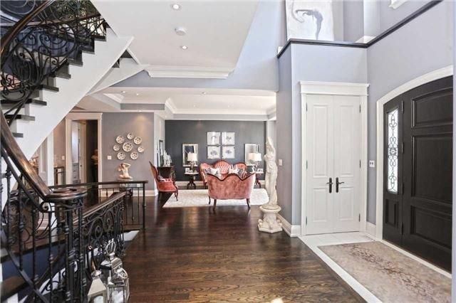 2 Highland Hill, House detached with 4 bedrooms, 5 bathrooms and 4 parking in Toronto ON | Image 4