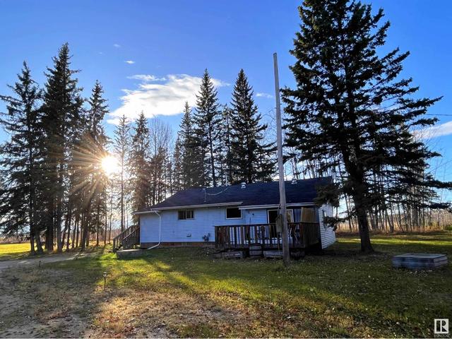 54001 Highway 661, House detached with 3 bedrooms, 1 bathrooms and null parking in Woodlands County AB | Image 1