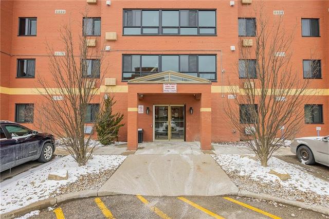 103 - 95 Baseline Road W, House attached with 2 bedrooms, 2 bathrooms and 1 parking in London ON | Image 30