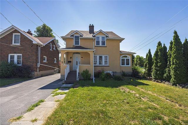9 Drayton Avenue, House detached with 3 bedrooms, 1 bathrooms and 4 parking in Kingston ON | Image 2