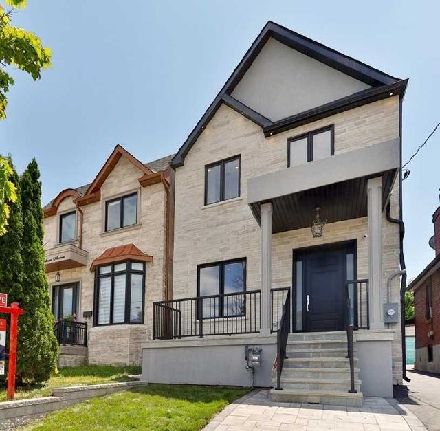495 Whitmore Ave, House detached with 3 bedrooms, 3 bathrooms and 3 parking in Toronto ON | Image 1