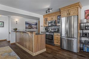 4 - 722 3rd Street, Home with 2 bedrooms, 1 bathrooms and 2 parking in Kananaskis AB | Image 2