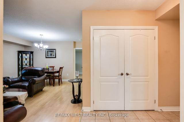 806 - 2088 Lawrence Ave, Condo with 2 bedrooms, 2 bathrooms and 1 parking in Toronto ON | Image 34
