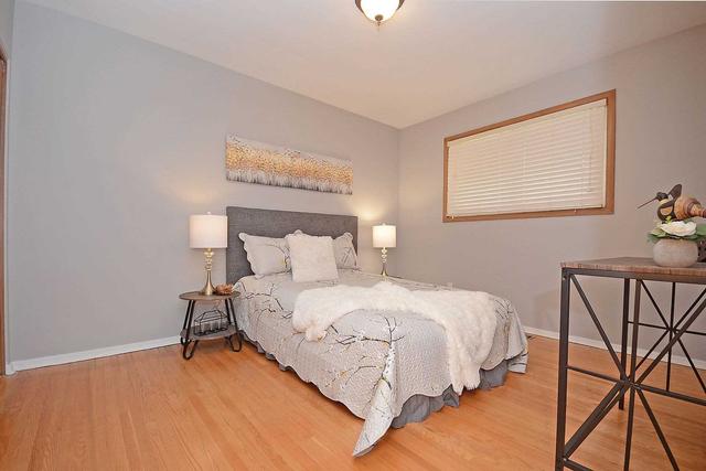 58 Sleeman Ave, House detached with 3 bedrooms, 2 bathrooms and 5 parking in Guelph ON | Image 6