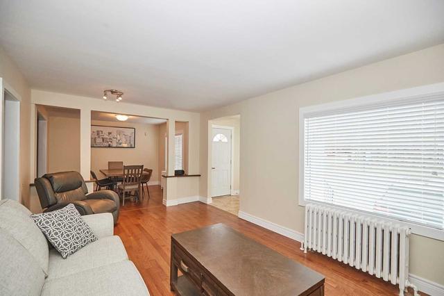4218 Drummond Rd, House detached with 3 bedrooms, 2 bathrooms and 6 parking in Niagara Falls ON | Image 5