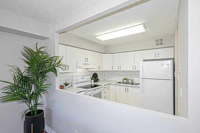 308 - 1665 Victoria Park Ave, Condo with 2 bedrooms, 1 bathrooms and 1 parking in Toronto ON | Image 2
