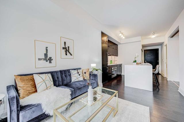 603 - 1080 Bay St, Condo with 1 bedrooms, 1 bathrooms and 1 parking in Toronto ON | Image 6