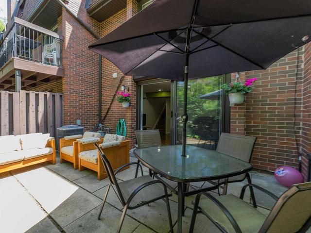 10 Gypsy Roseway, Townhouse with 3 bedrooms, 3 bathrooms and 2 parking in Toronto ON | Image 27