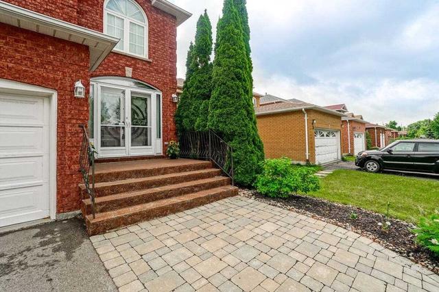 24 Aristotle Dr, House detached with 4 bedrooms, 4 bathrooms and 4 parking in Richmond Hill ON | Image 23