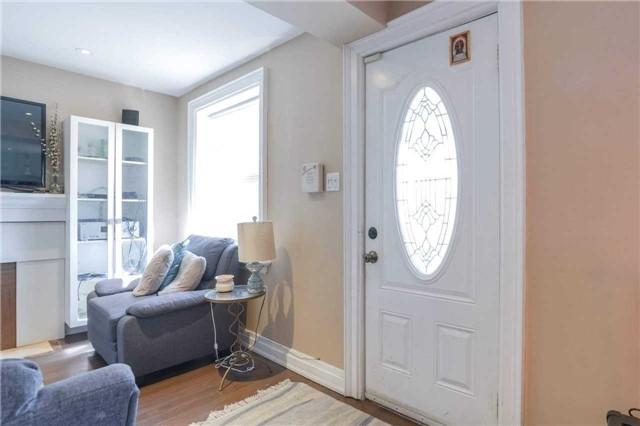 602 Oakwood Ave, House detached with 2 bedrooms, 3 bathrooms and 2 parking in Toronto ON | Image 3