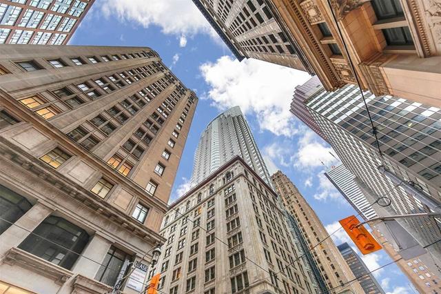 1416 - 1 King St W, Condo with 0 bedrooms, 1 bathrooms and 0 parking in Toronto ON | Image 12