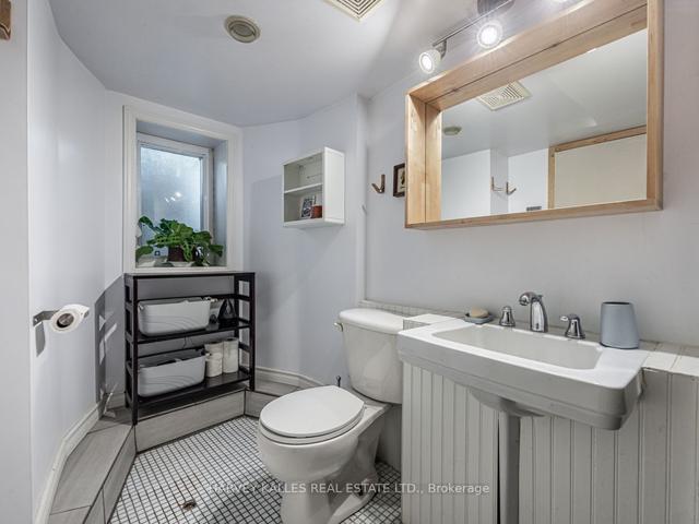 17 Mechanic Ave, House semidetached with 2 bedrooms, 2 bathrooms and 1 parking in Toronto ON | Image 16