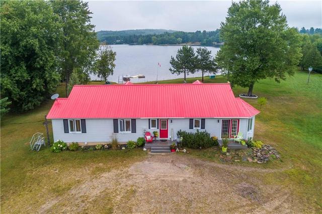 951 Tamarack Road, House detached with 4 bedrooms, 1 bathrooms and 5 parking in Madawaska Valley ON | Image 3