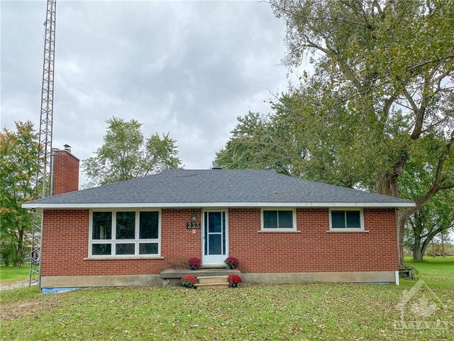 233 Magee Road, House detached with 3 bedrooms, 1 bathrooms and 5 parking in North Grenville ON | Card Image