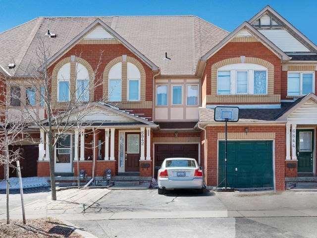 6842 Dillingwood Dr, House attached with 3 bedrooms, 3 bathrooms and 2 parking in Mississauga ON | Image 1