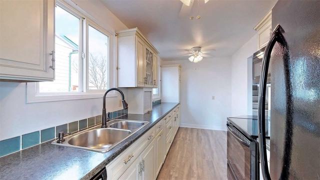 47 Canterbury Dr, House semidetached with 3 bedrooms, 2 bathrooms and 2 parking in St. Catharines ON | Image 4