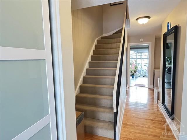 2 - 3691 Albion Road S, Townhouse with 3 bedrooms, 2 bathrooms and 1 parking in Ottawa ON | Image 4