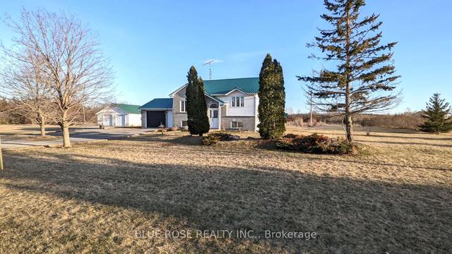 529 Swamp College Rd, House detached with 3 bedrooms, 3 bathrooms and 13 parking in Prince Edward County ON | Image 14