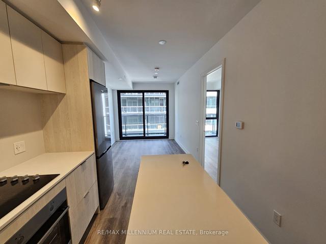1317 - 1 Jarvis St, Condo with 1 bedrooms, 2 bathrooms and 0 parking in Hamilton ON | Image 5