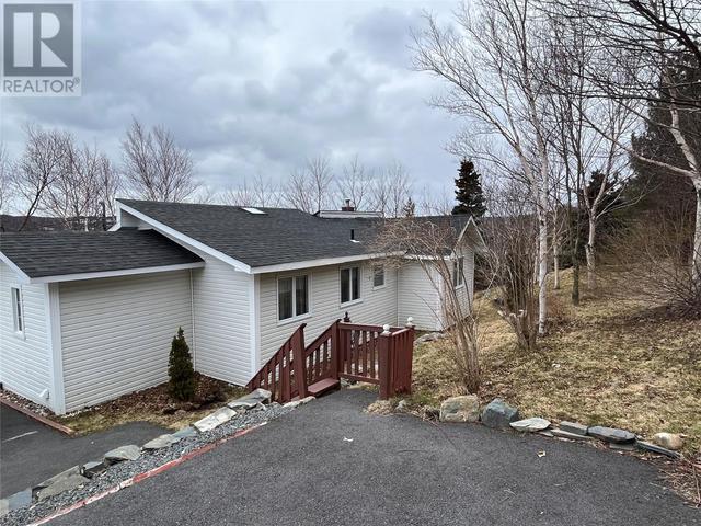 8 Libertons Hill, House detached with 2 bedrooms, 1 bathrooms and null parking in Carbonear NL | Image 2