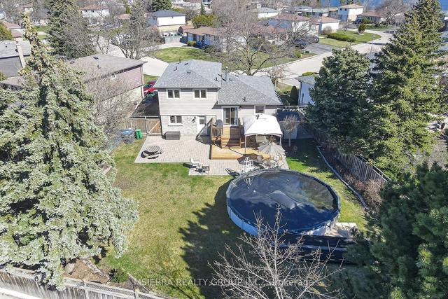 16 Gondola Cres, House detached with 3 bedrooms, 4 bathrooms and 5 parking in Brampton ON | Image 34