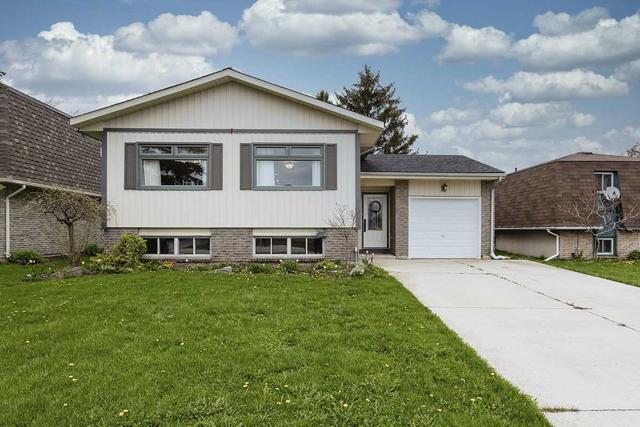 25 Bellefield Cres, House detached with 3 bedrooms, 3 bathrooms and 5 parking in Wellington North ON | Image 1