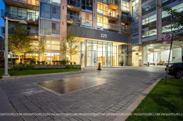 404 - 225 Webb Dr, Condo with 1 bedrooms, 2 bathrooms and 2 parking in Mississauga ON | Image 1
