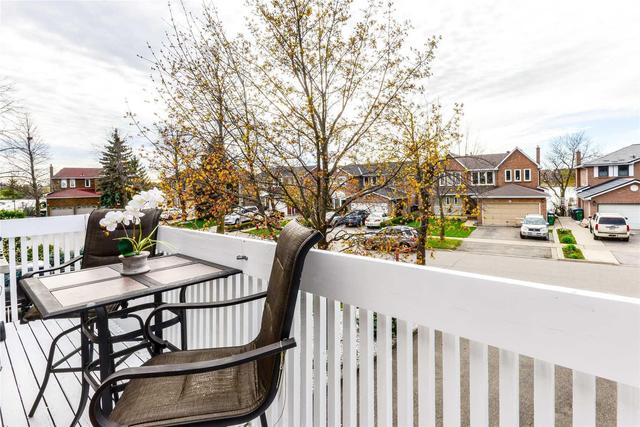 34 Piccolo Wood, House detached with 3 bedrooms, 3 bathrooms and 4 parking in Brampton ON | Image 11