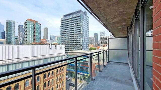 1003 - 205 Frederick St, Condo with 1 bedrooms, 1 bathrooms and 0 parking in Toronto ON | Image 9