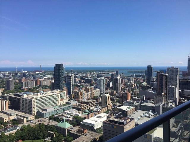 4104 - 386 Yonge St, Condo with 2 bedrooms, 2 bathrooms and 0 parking in Toronto ON | Image 5