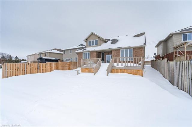 162 First Street W, House detached with 2 bedrooms, 3 bathrooms and 4 parking in Woolwich ON | Image 42