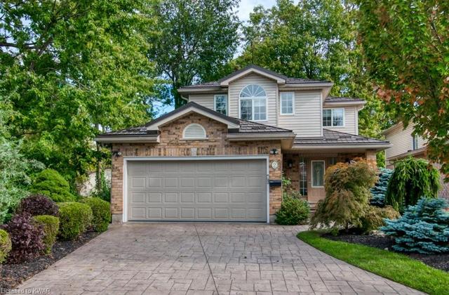 2 Bond Court, House detached with 4 bedrooms, 3 bathrooms and 4 parking in Guelph ON | Image 1